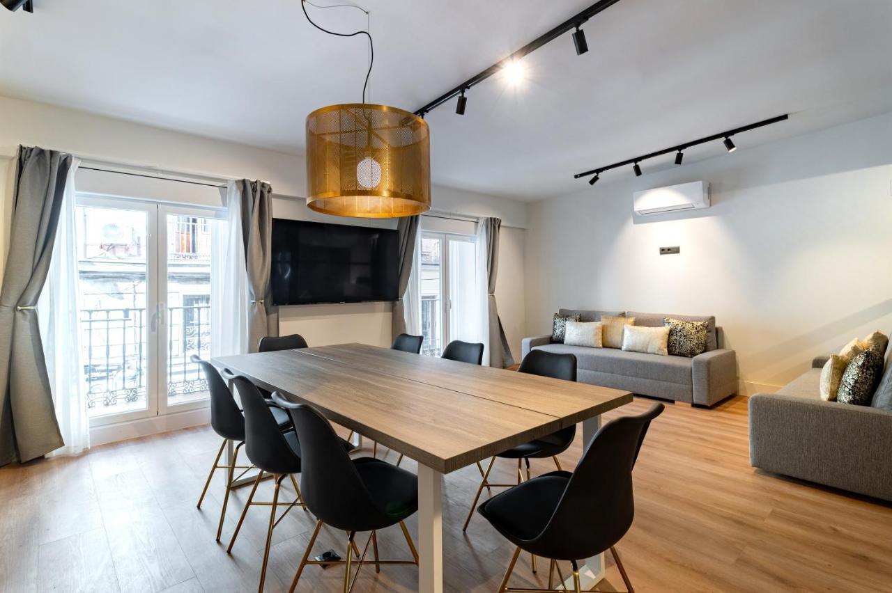 Exclusivo Apartamento En Sol Madrid Luaran gambar