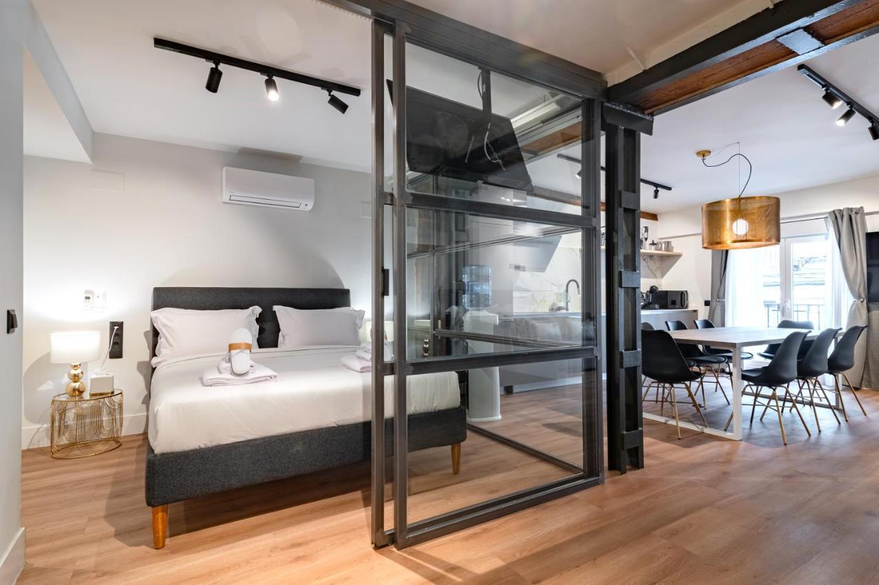 Exclusivo Apartamento En Sol Madrid Luaran gambar